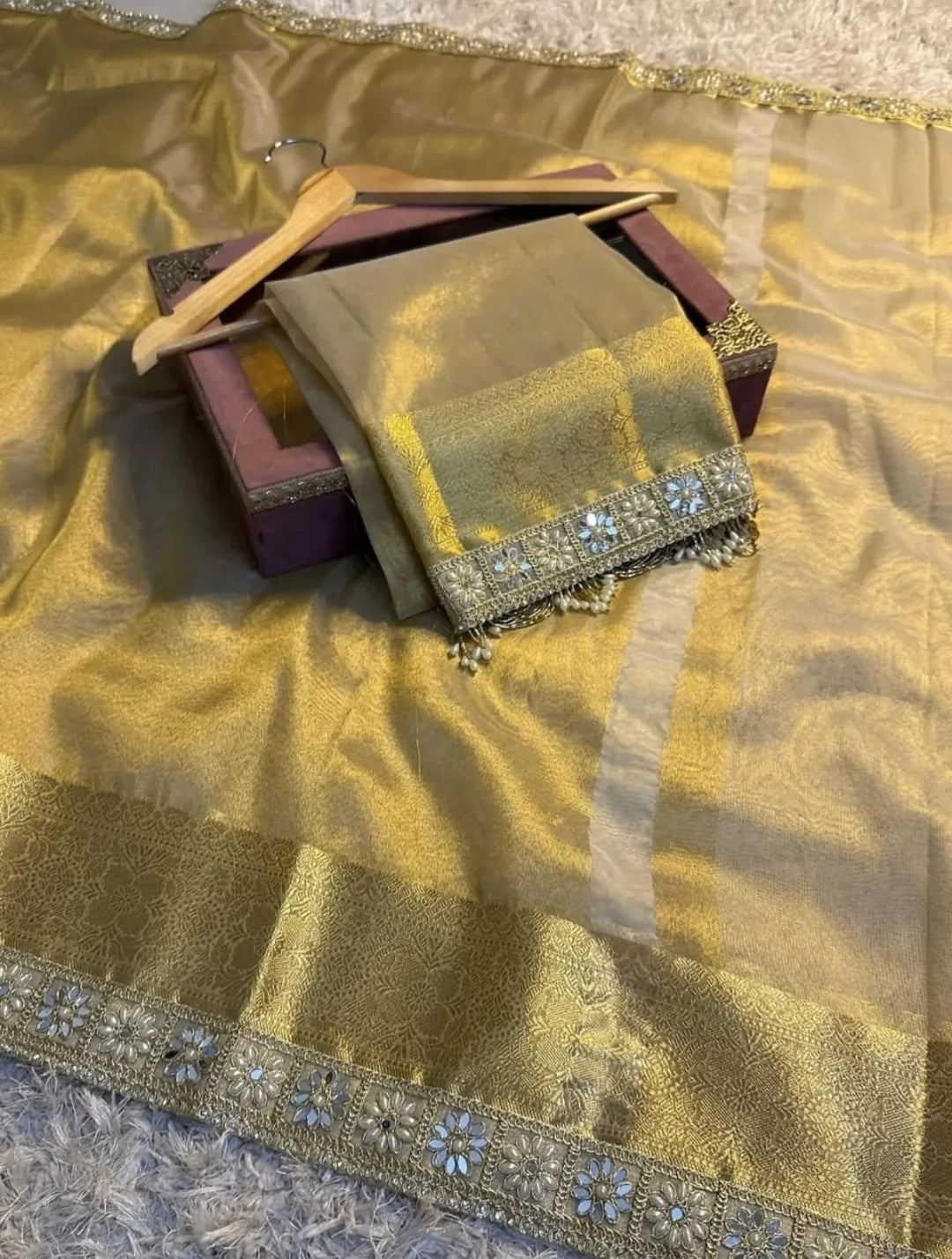 Banarasi Tissue Silk Sequence Zari Lace Saree With Dual Tone Pattern