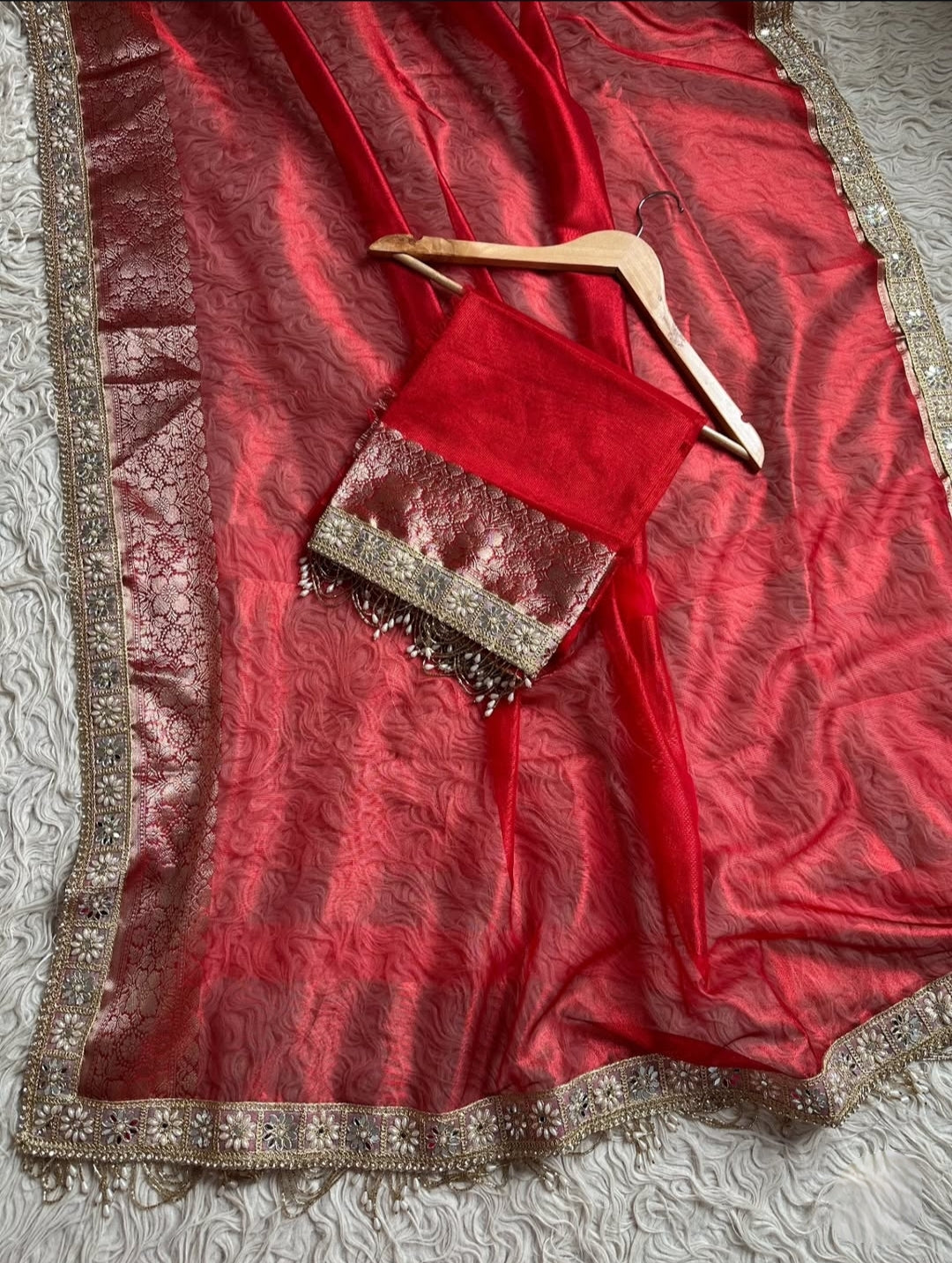 Banarasi Tissue Silk Sequence Zari Lace Saree With Dual Tone Pattern